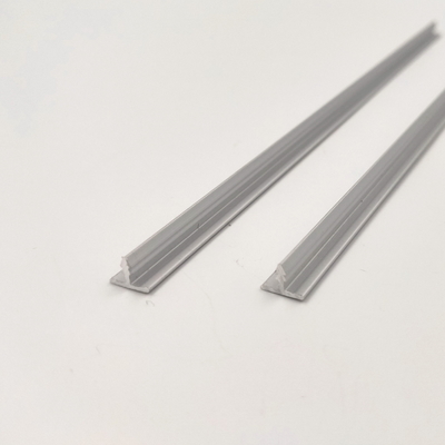 8mm decorativi T modellano i profili che di alluminio della disposizione l'argento ha anodizzato opaco