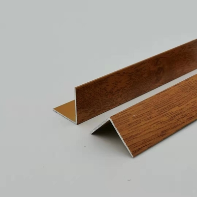 Il legno di alluminio di profilo della cucina dell'Irak Algeria finisce i profili di alluminio