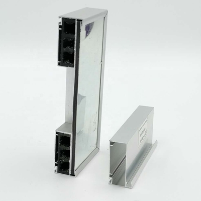 La polvere ha ricoperto 5.8M Aluminium Kitchen Profiles per il pannello composito