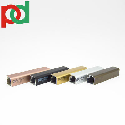 Tecnologia di estrusione Profili in alluminio della serie 6000 per mobili in melamina Oro cromo Bronzo anodizzato in grandi dimensioni