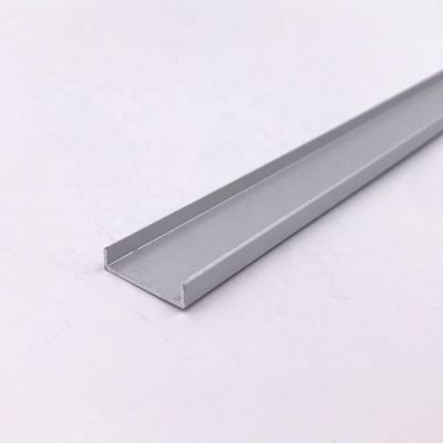 Prezzo buono 18mm U modellano le mattonelle di bordo decorative di profili di alluminio della disposizione in linea