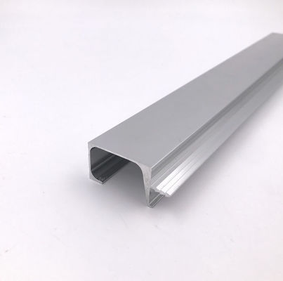 Prezzo buono Il G modella il bordo decorativo di lucidatura d'argento di profili di alluminio della disposizione in linea