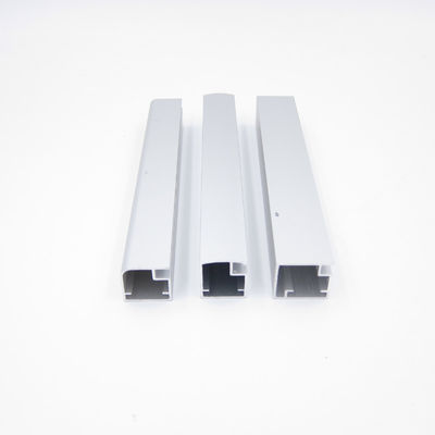 Prezzo buono 6063 T5 spolverizzano le estrusioni di alluminio rivestite per Peru Corrales in linea
