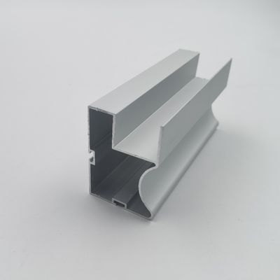 Prezzo buono Profilo di alluminio anodizzato leggero del guardaroba per il tipo porta dell'oscillazione di gabinetto in linea